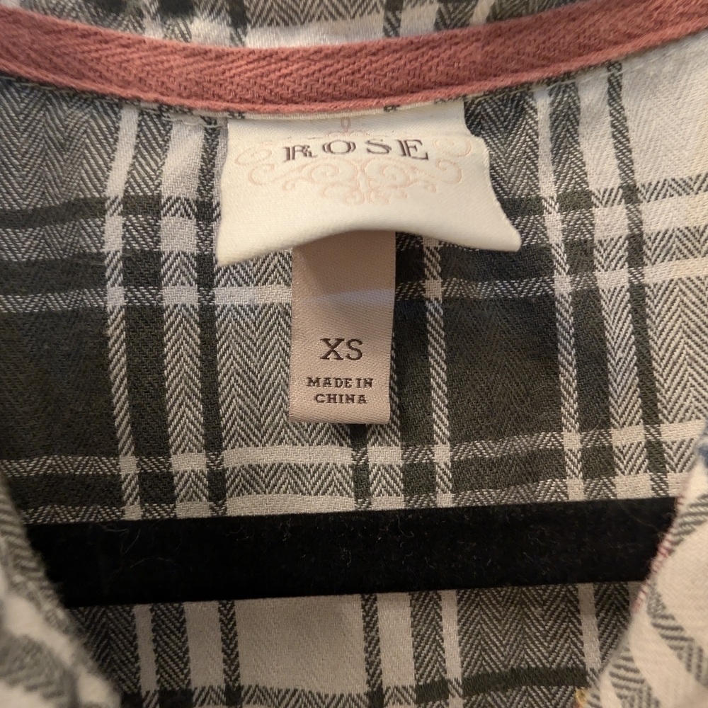 Knox Rose Black and White Plaid Shirt - Picture 3 of 10